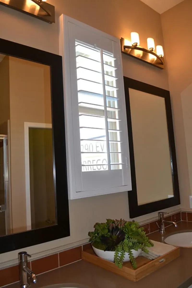 Custom shutters installation in Southern California - Bathroom – Moisture-Resistant Shutters
