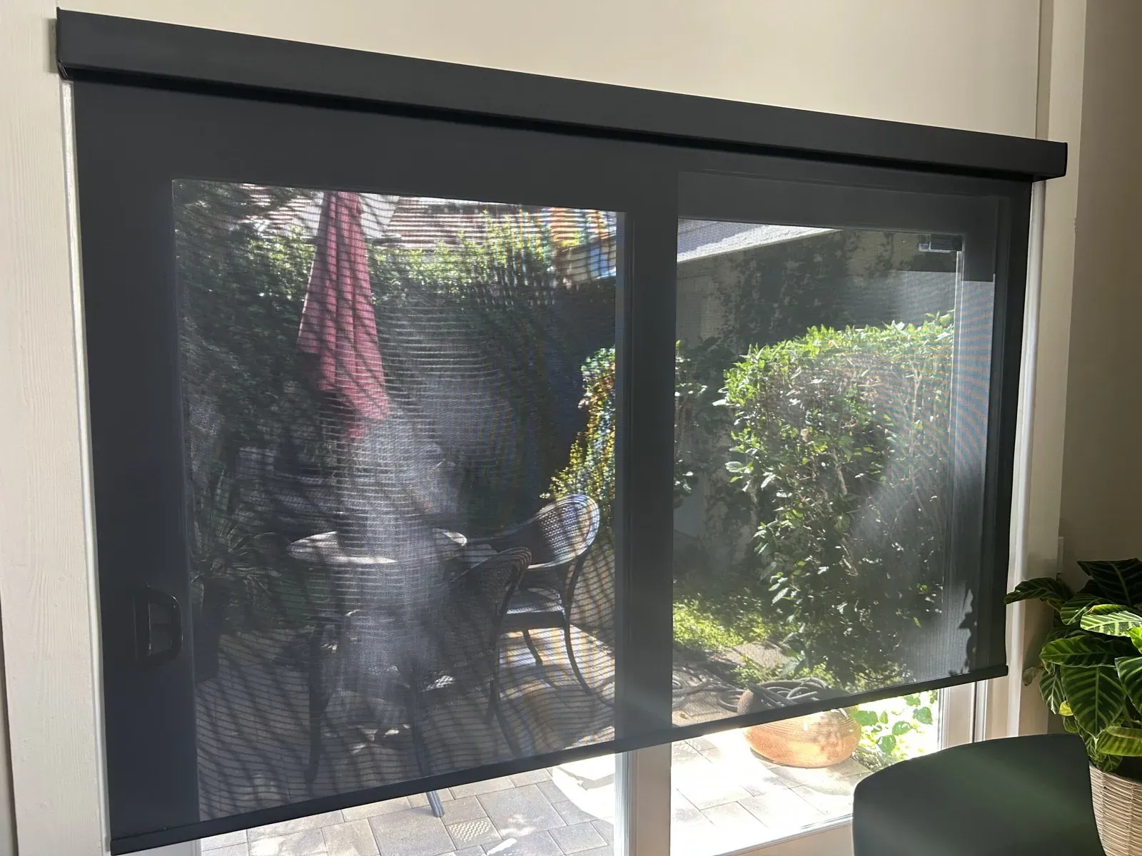 Dining Room – Solar Shade Close-Up